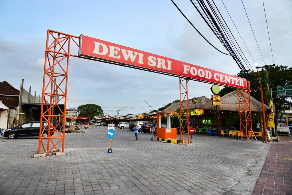 Devata Suites And Residence Legian Esterno foto